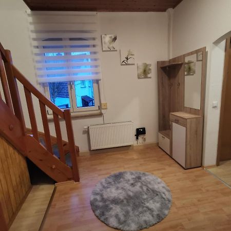 Sehr Schones 2 Zimmer Maisonnette Wohnung アンスバッハ エクステリア 写真